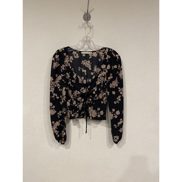 Abercrombie & Fitch Blouse Womens Medium Black Floral V Neck Cropped Long Sleeve - Picture 2 of 4